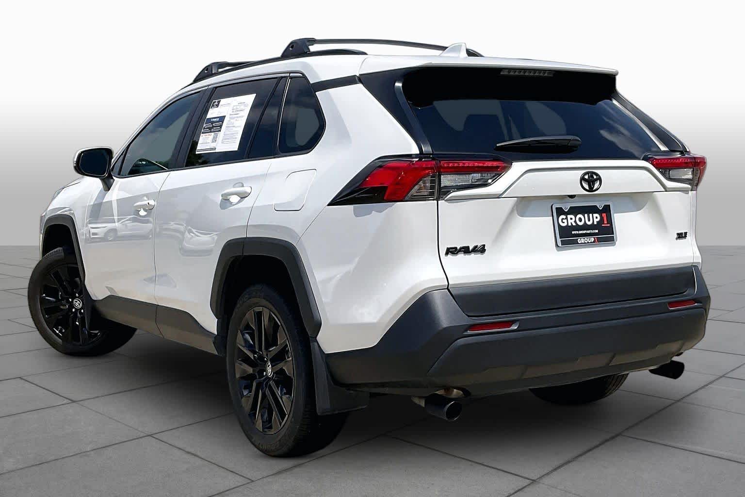 2024 Toyota RAV4 XLE Premium Wind Chill Pearl at Westside Kia