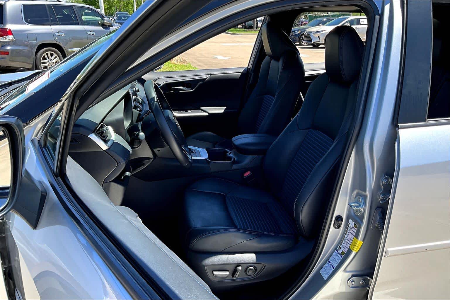 2022 Toyota RAV4 Hybrid XSE Silver Sky Metallic/Midnight Black Metallic at AutoNation Toyota Gulf Fwy