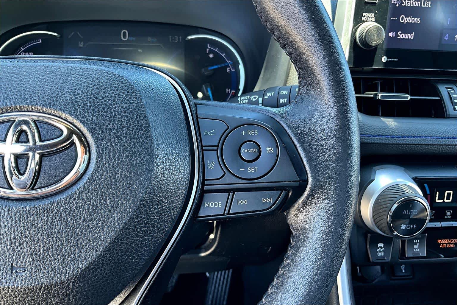 2022 Toyota RAV4 Hybrid XSE Silver Sky Metallic/Midnight Black Metallic at AutoNation Toyota Gulf Fwy