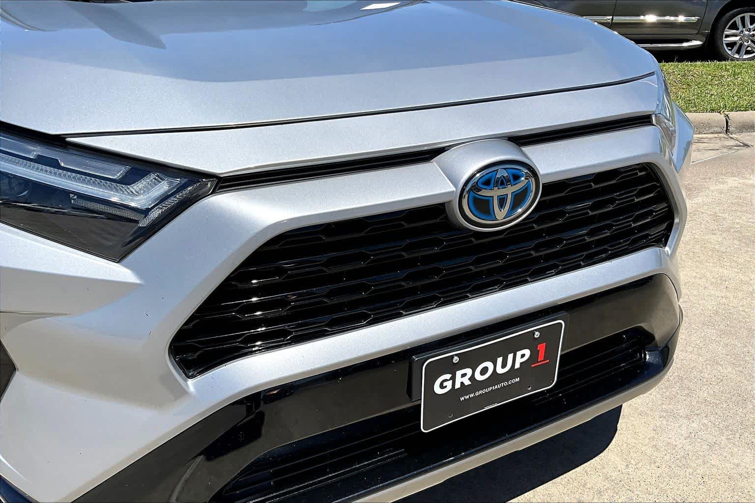 2022 Toyota RAV4 Hybrid XSE Silver Sky Metallic/Midnight Black Metallic at AutoNation Toyota Gulf Fwy