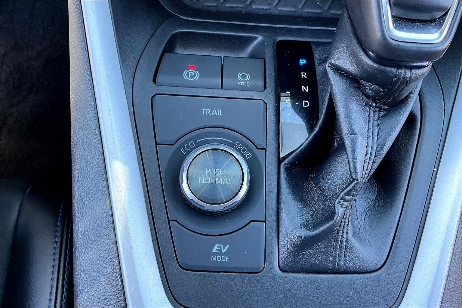 2022 Toyota RAV4 Hybrid XSE Silver Sky Metallic/Midnight Black Metallic at AutoNation Toyota Gulf Fwy