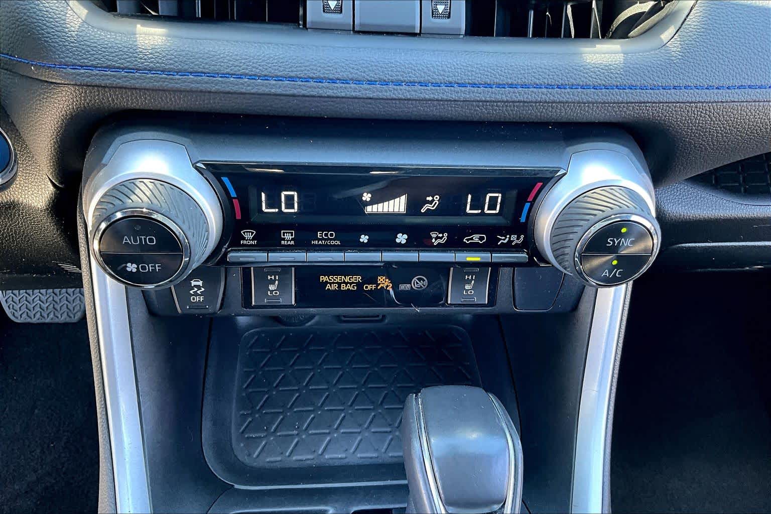 2022 Toyota RAV4 Hybrid XSE Silver Sky Metallic/Midnight Black Metallic at AutoNation Toyota Gulf Fwy