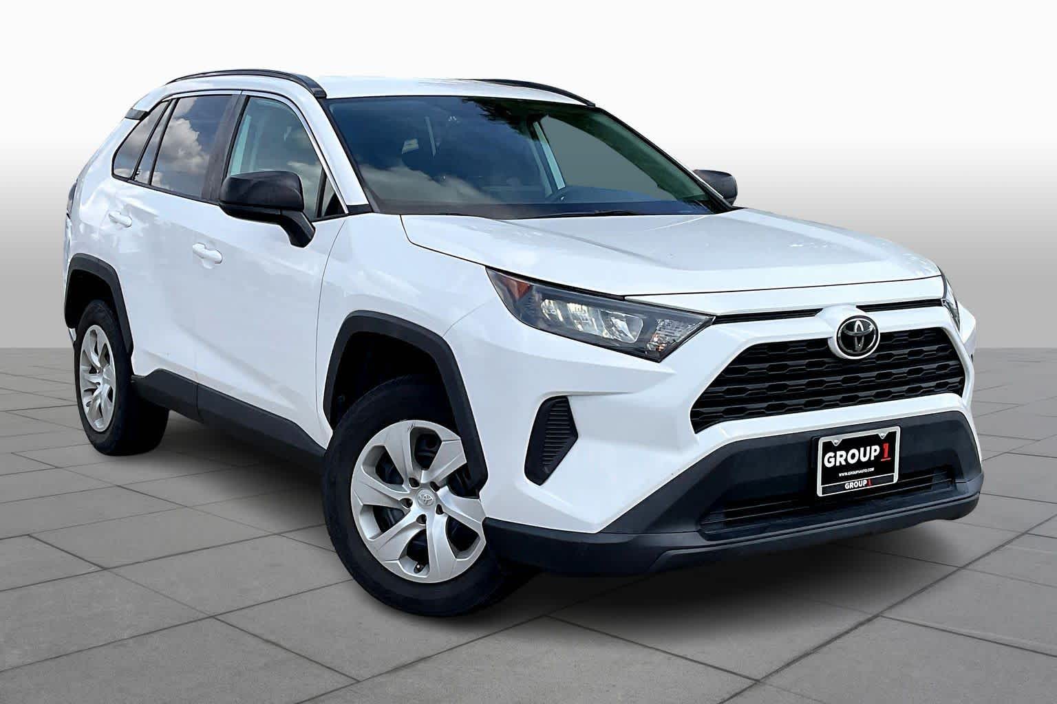 2019 Toyota RAV4 LE Super White at Davis Chevrolet