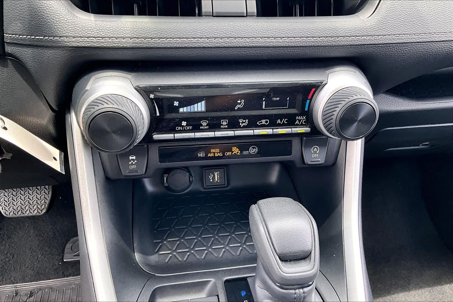 2025 Toyota RAV4 LE Ice Cap at Group 1 Toyota Southwest