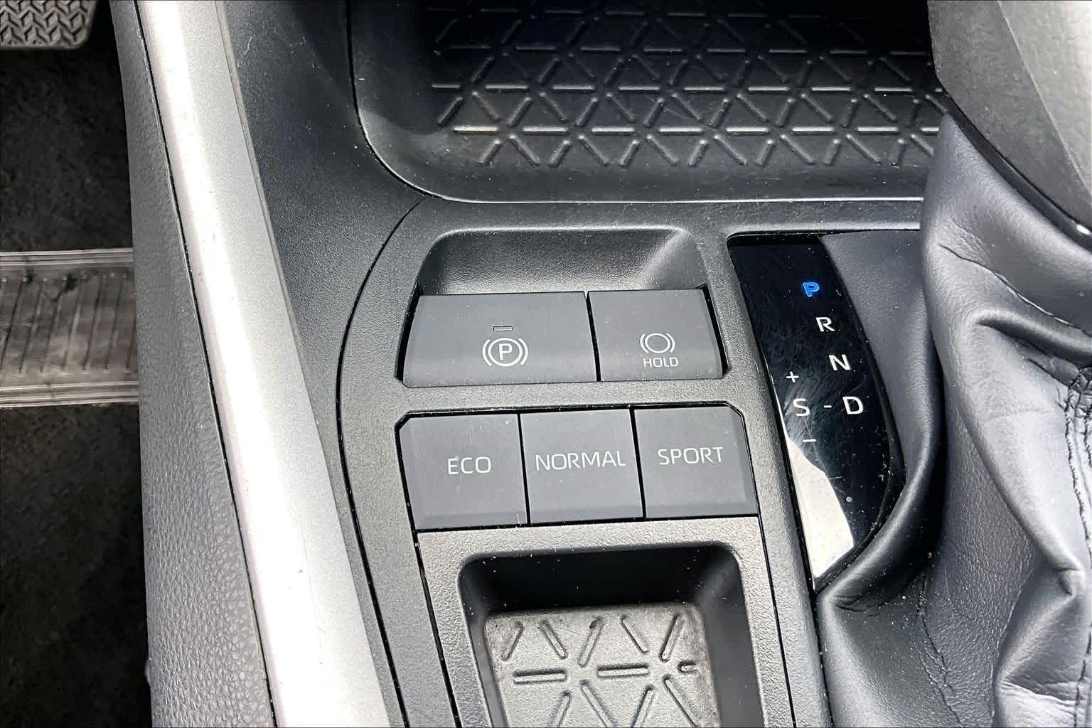 2025 Toyota RAV4 LE Ice Cap at Group 1 Toyota Southwest