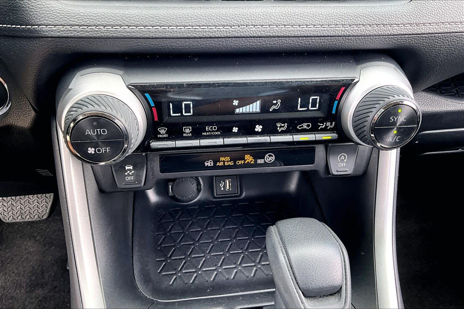 2025 Toyota RAV4 XLE Ice Cap at Group 1 Toyota Southwest