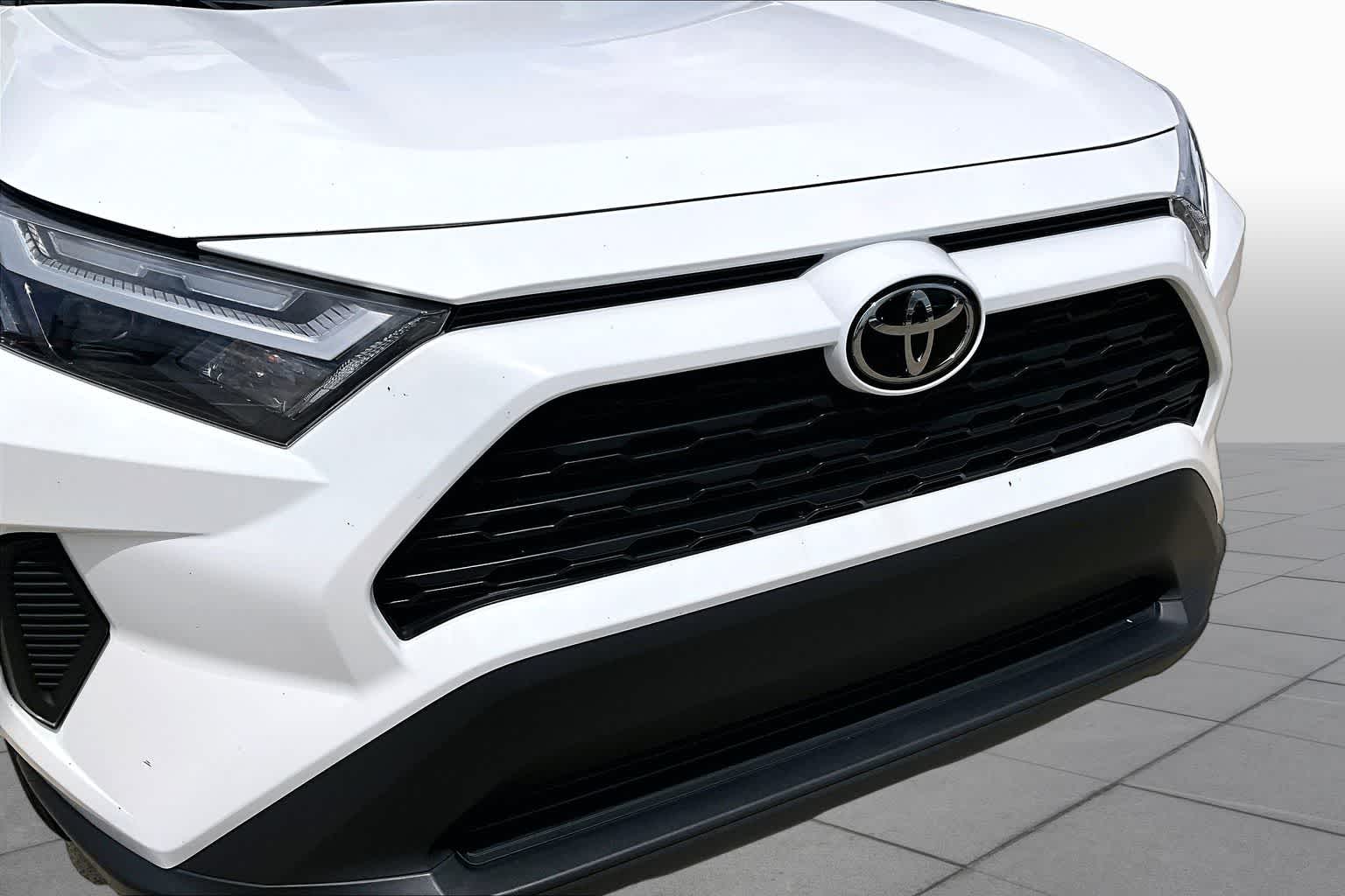 2024 Toyota RAV4 XLE Ice Cap at Group 1 Toyota Southwest