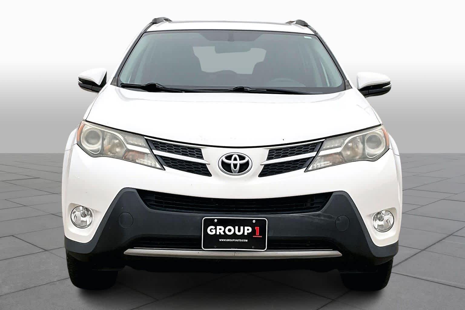 2014 Toyota RAV4 XLE Super White at Sterling McCall Acura