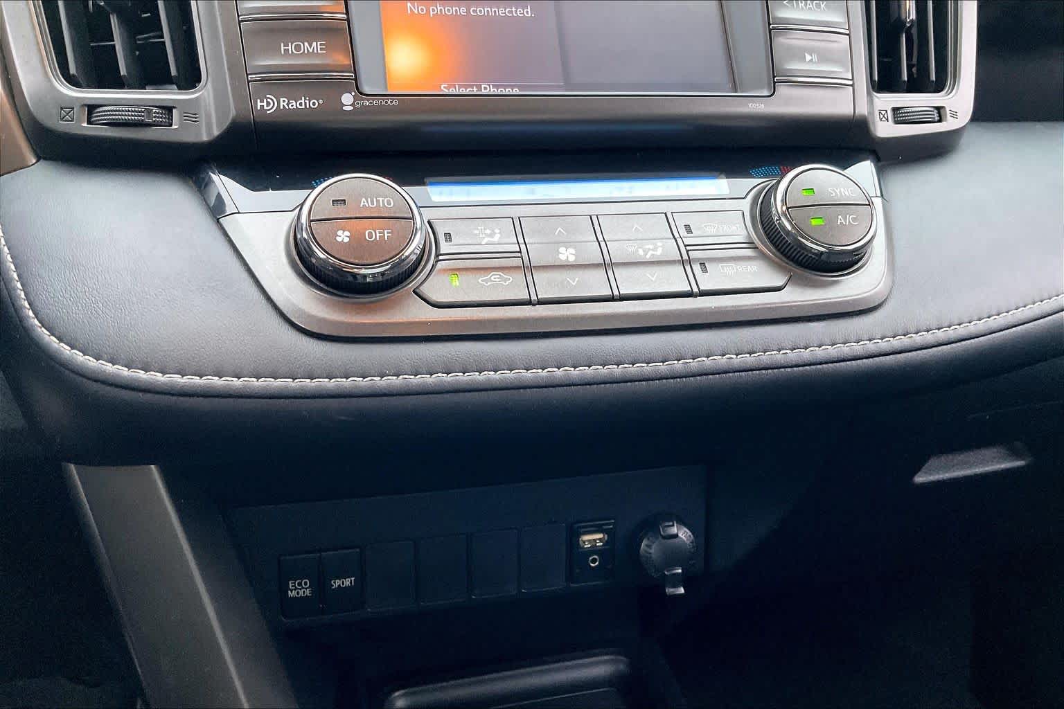 2014 Toyota RAV4 XLE Super White at Sterling McCall Acura