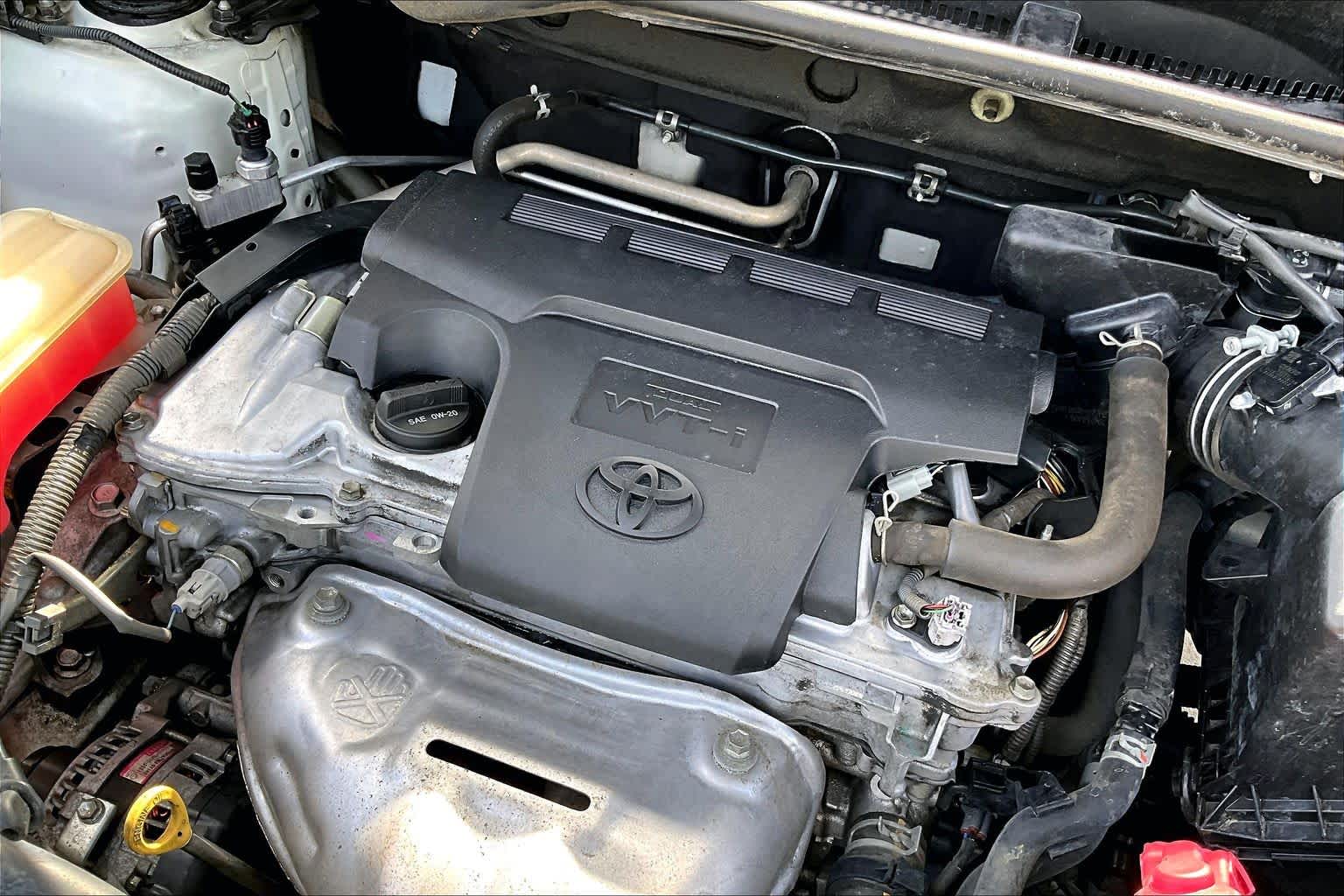 2015 Toyota RAV4 XLE Super White at Group 1 Toyota Southwest