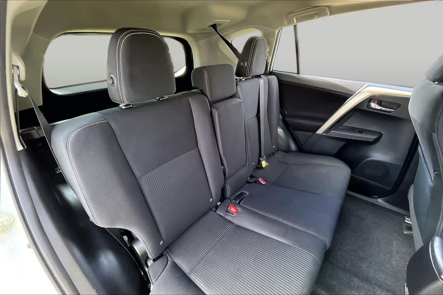 2015 Toyota RAV4 XLE Super White at Group 1 Toyota Southwest