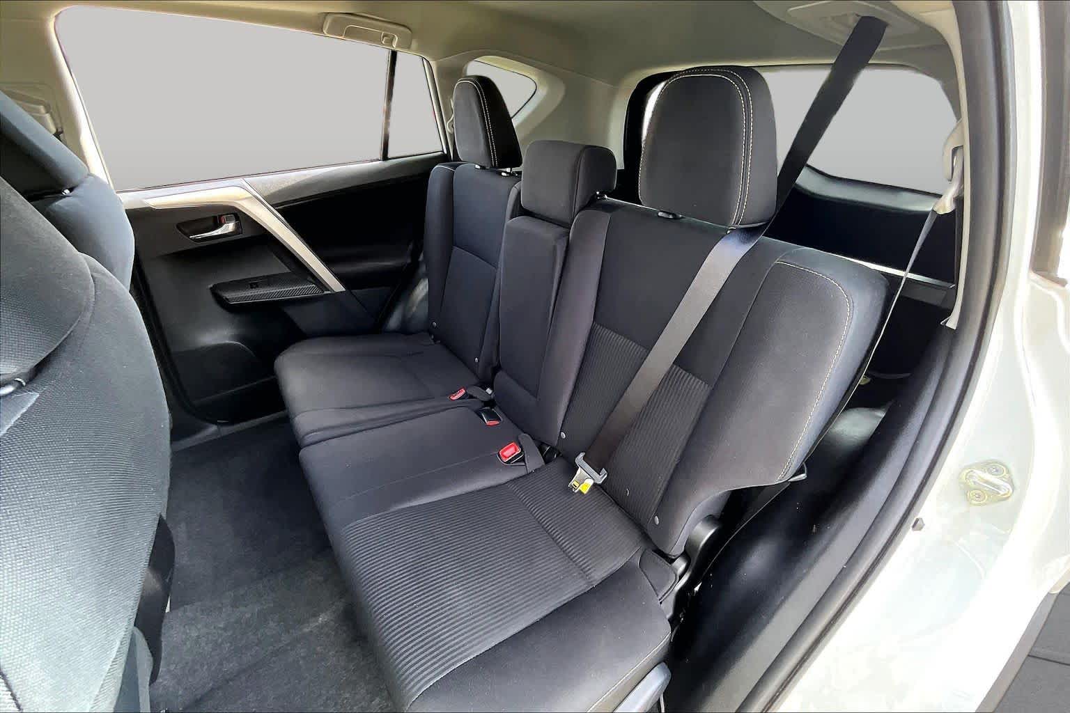 2015 Toyota RAV4 XLE Super White at Group 1 Toyota Southwest