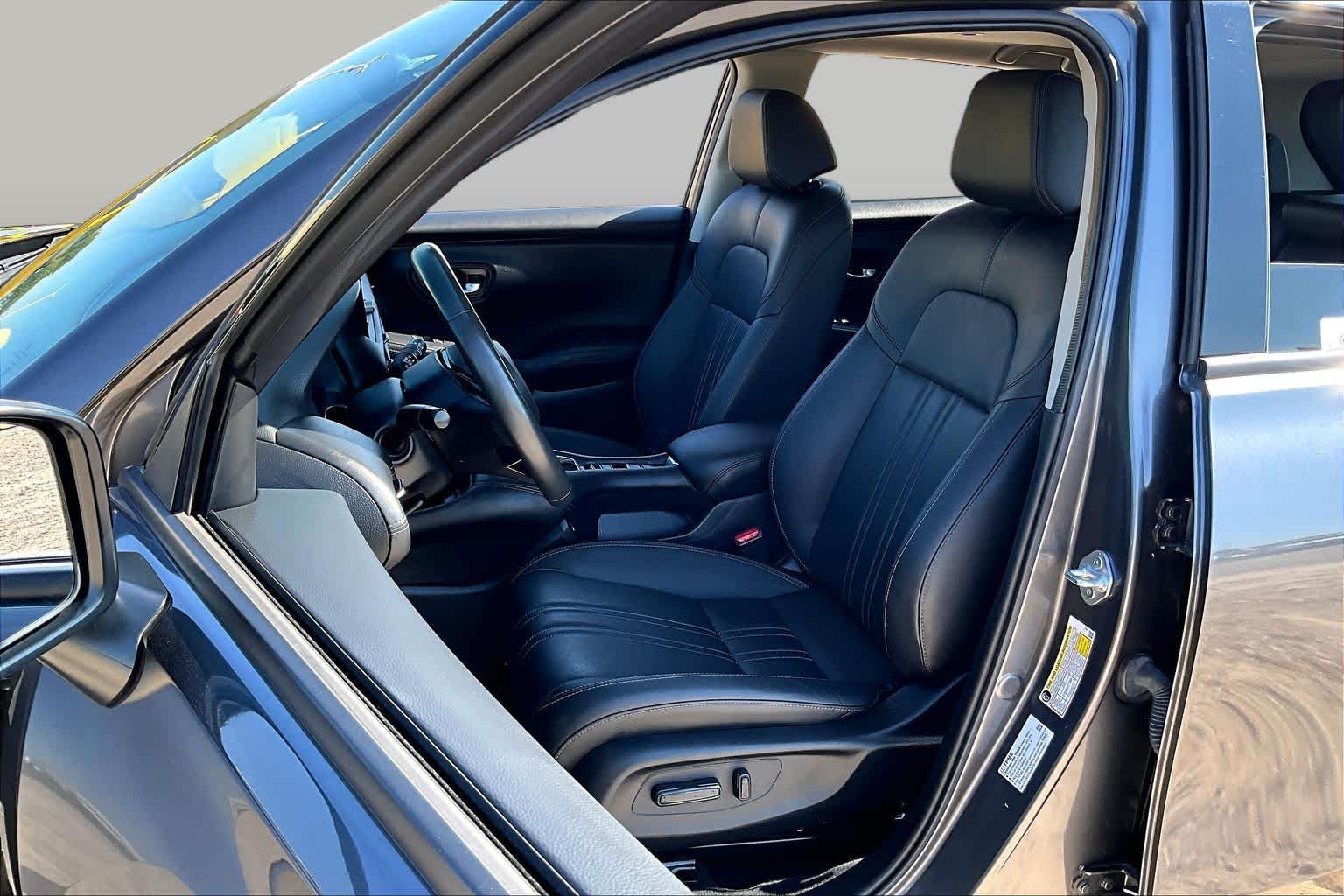 2025 Honda HR-V photo 7 of 34