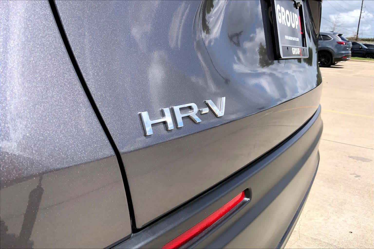 2026 Honda HR-V photo 31 of 34