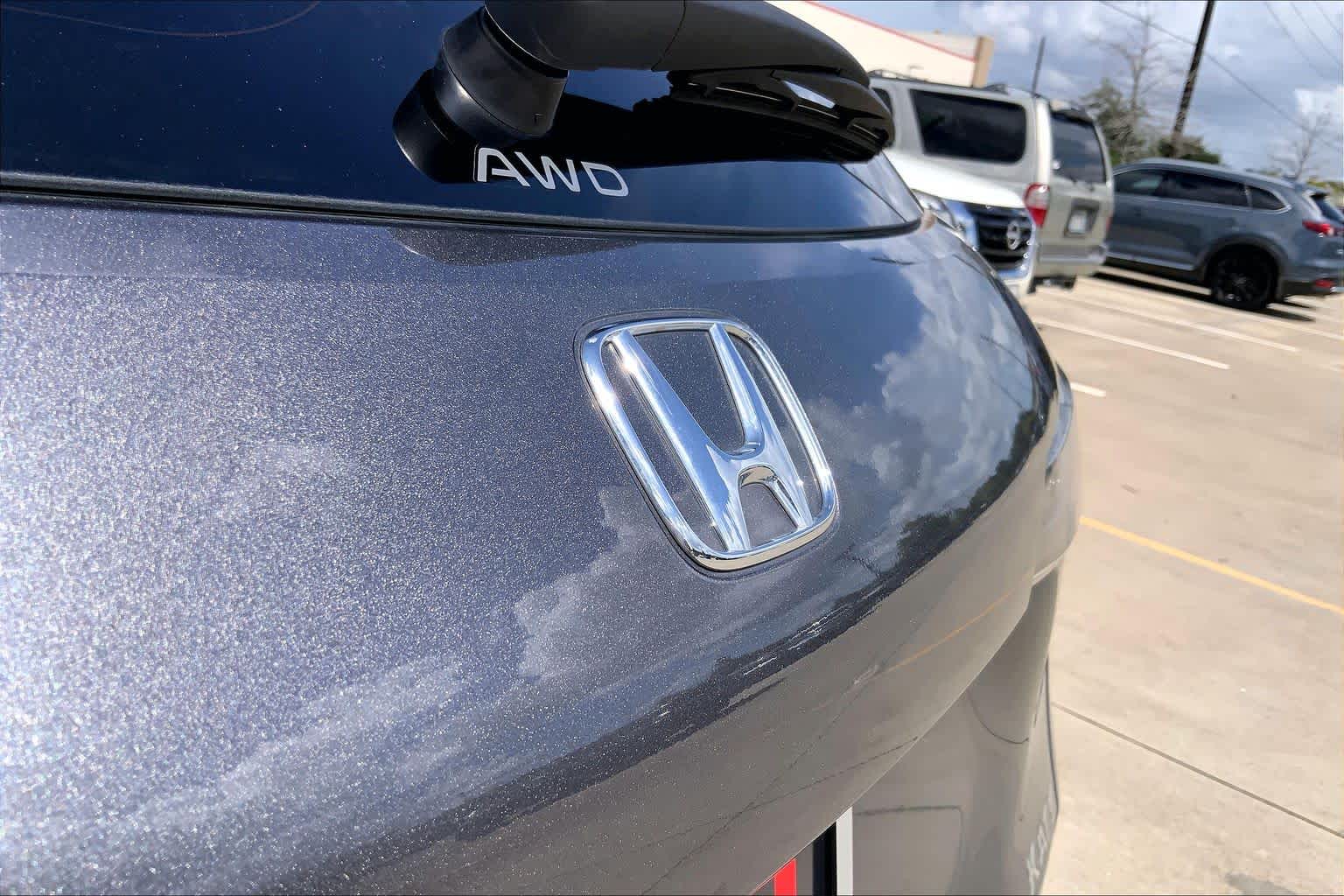 2026 Honda HR-V photo 10 of 34