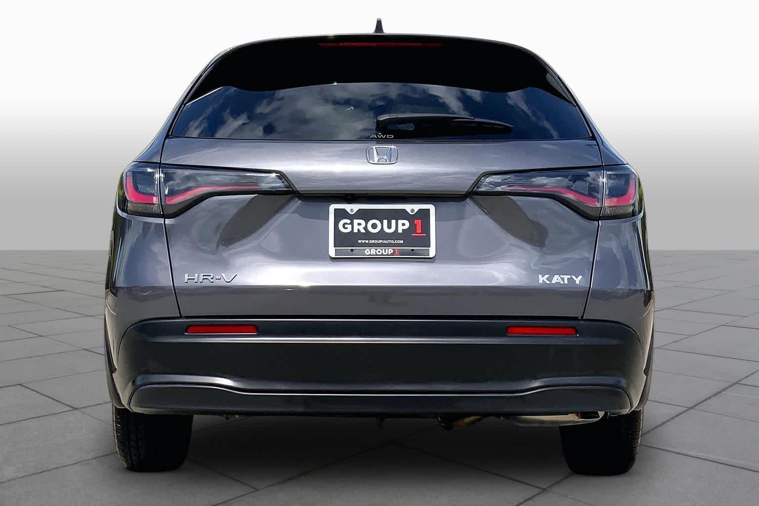 2026 Honda HR-V photo 5 of 34