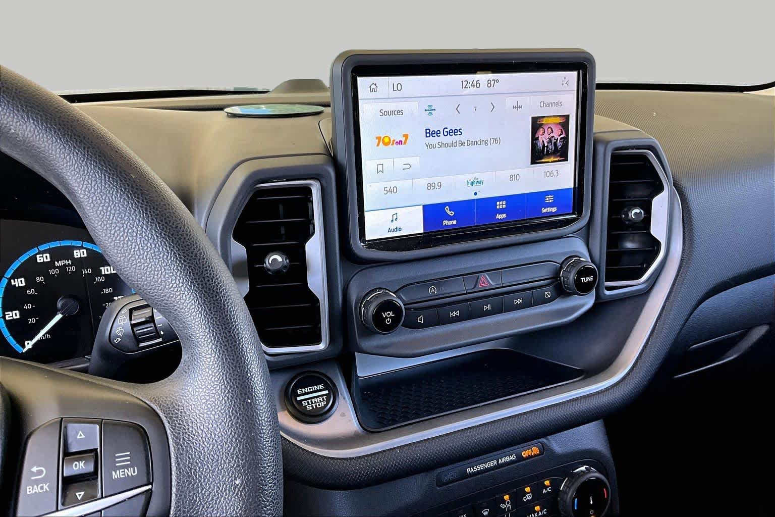 2022 Ford Bronco Sport photo 6 of 34