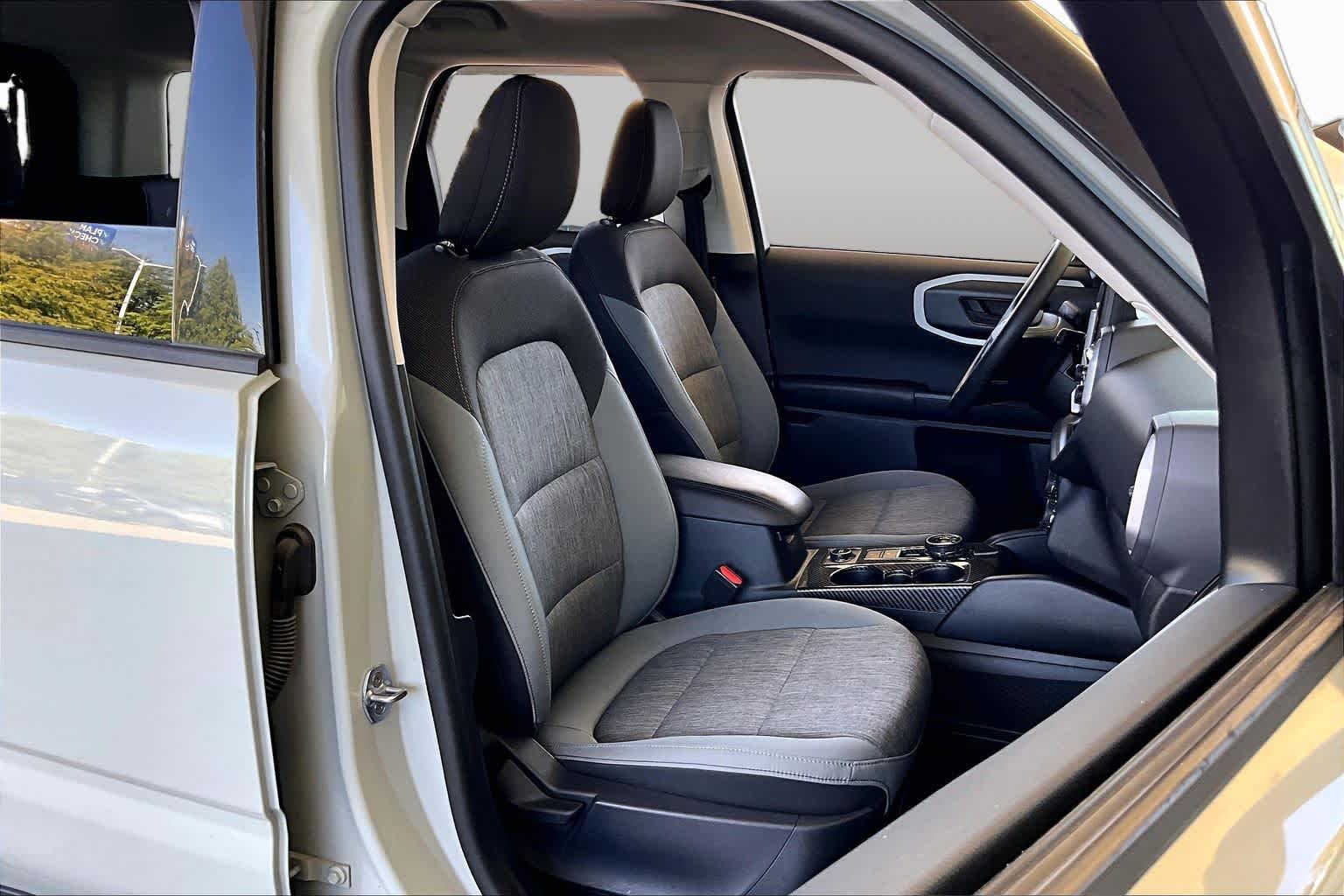 2022 Ford Bronco Sport photo 8 of 34