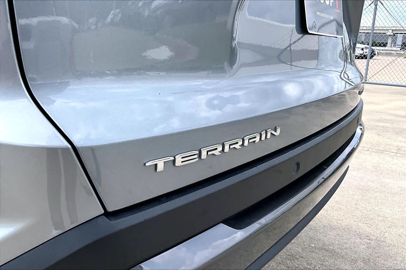 2025 GMC Terrain FWD Elevation Sterling Metallic at AutoNation Chevrolet Gulf Fwy
