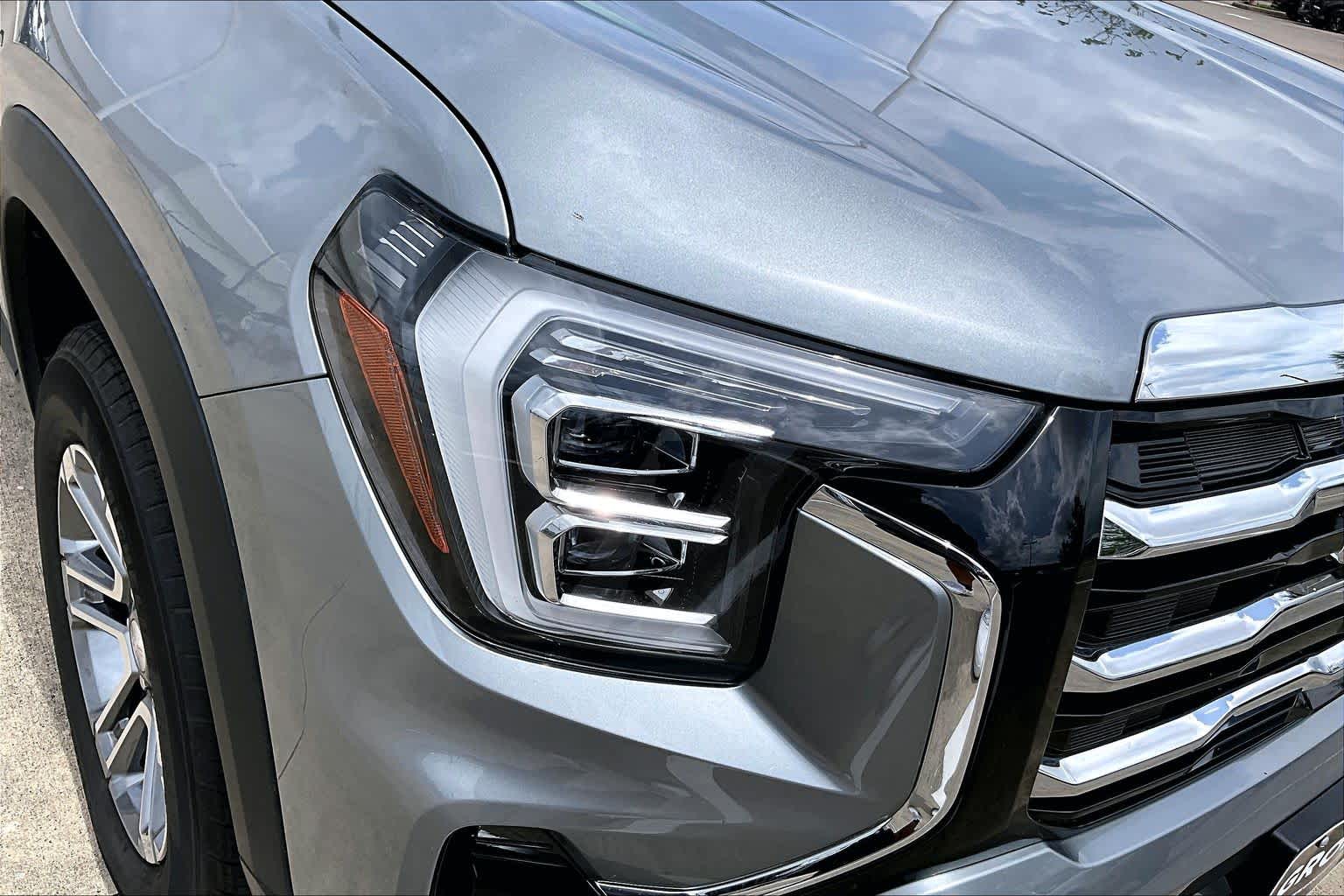 2025 GMC Terrain FWD Elevation Sterling Metallic at AutoNation Chevrolet Gulf Fwy
