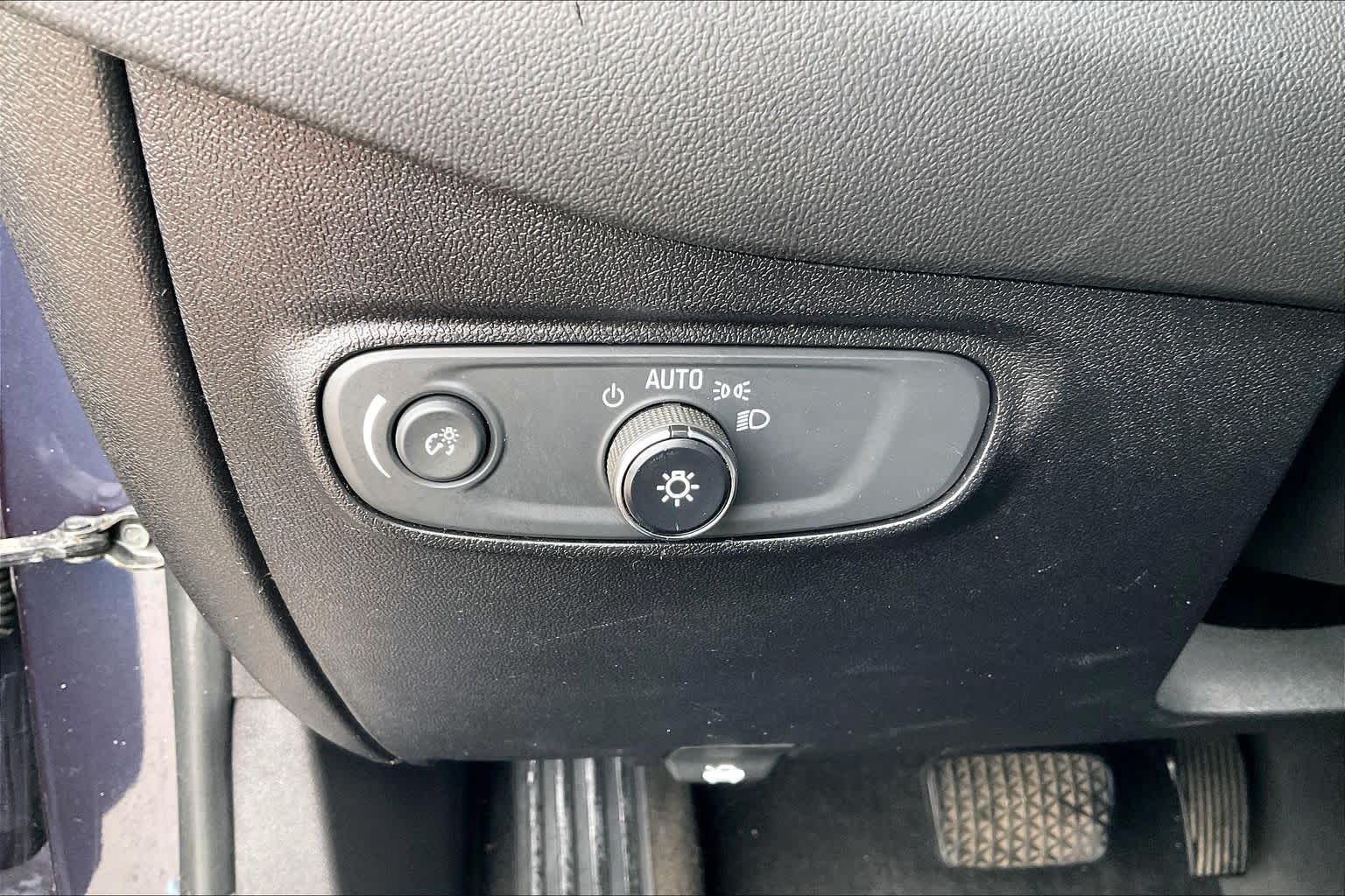 2018 Chevrolet Equinox LT Storm Blue Metallic at AutoNation Toyota Gulf Fwy