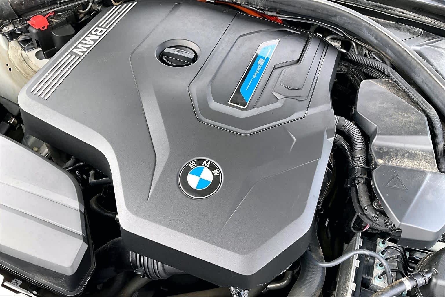 2022 BMW 3 Series 330e Alpine White at AutoNation Ford Gulf Fwy