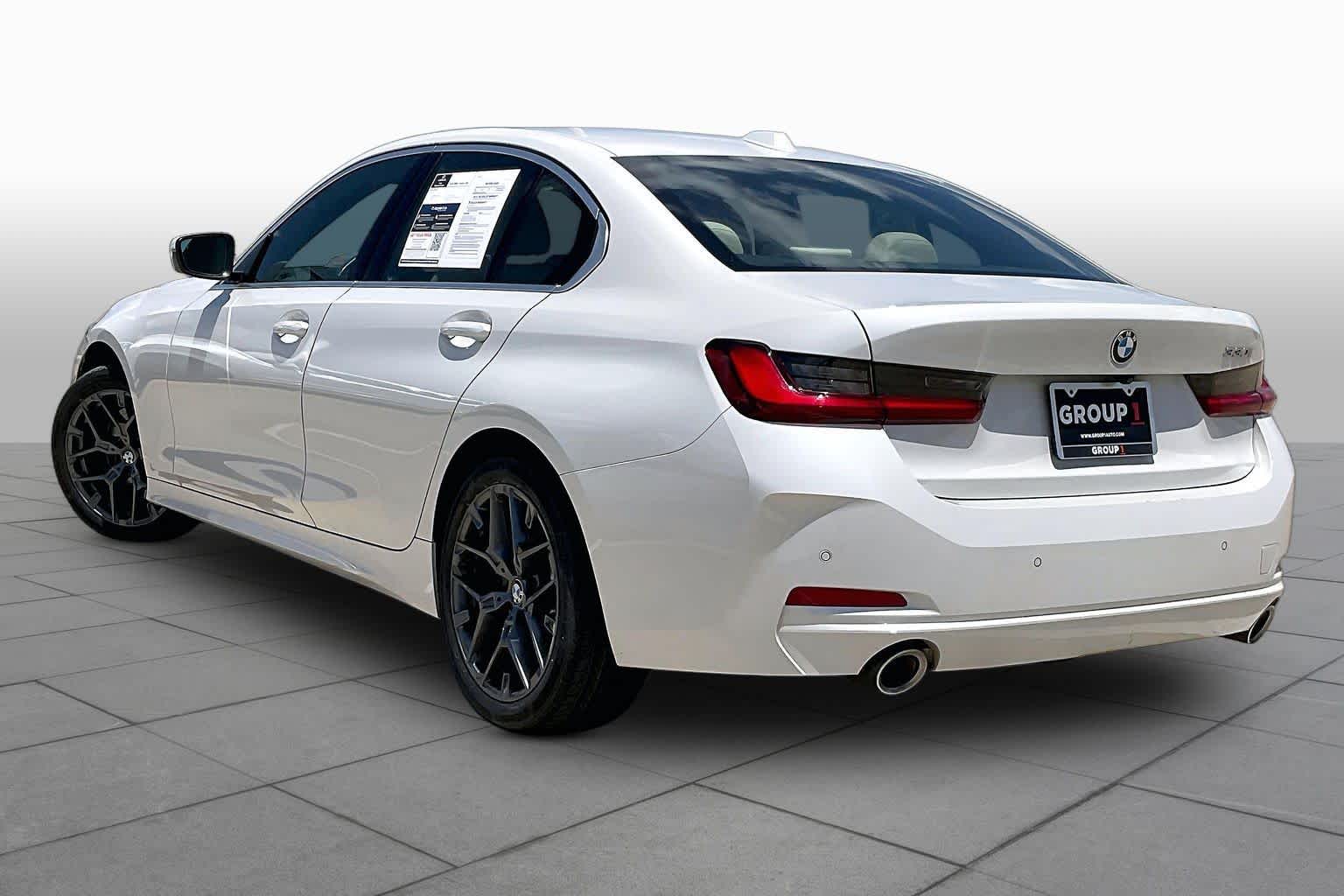 2025 BMW 330i 330i - 9