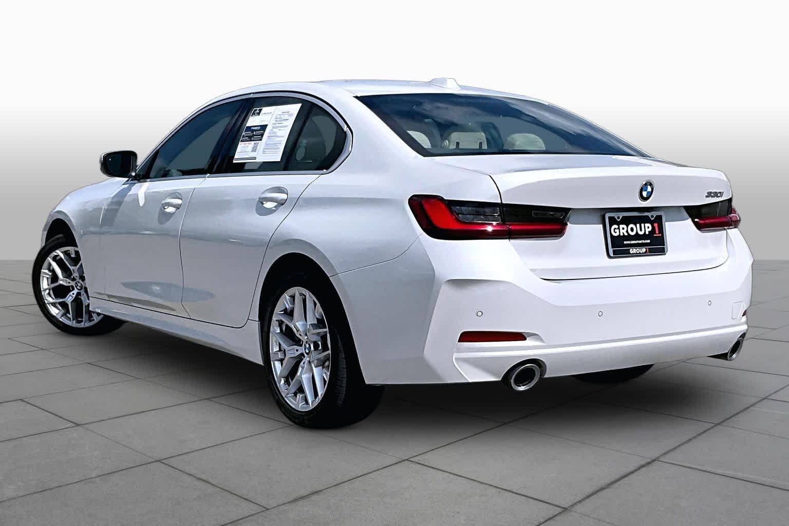 2025 BMW 330i 330i - 9