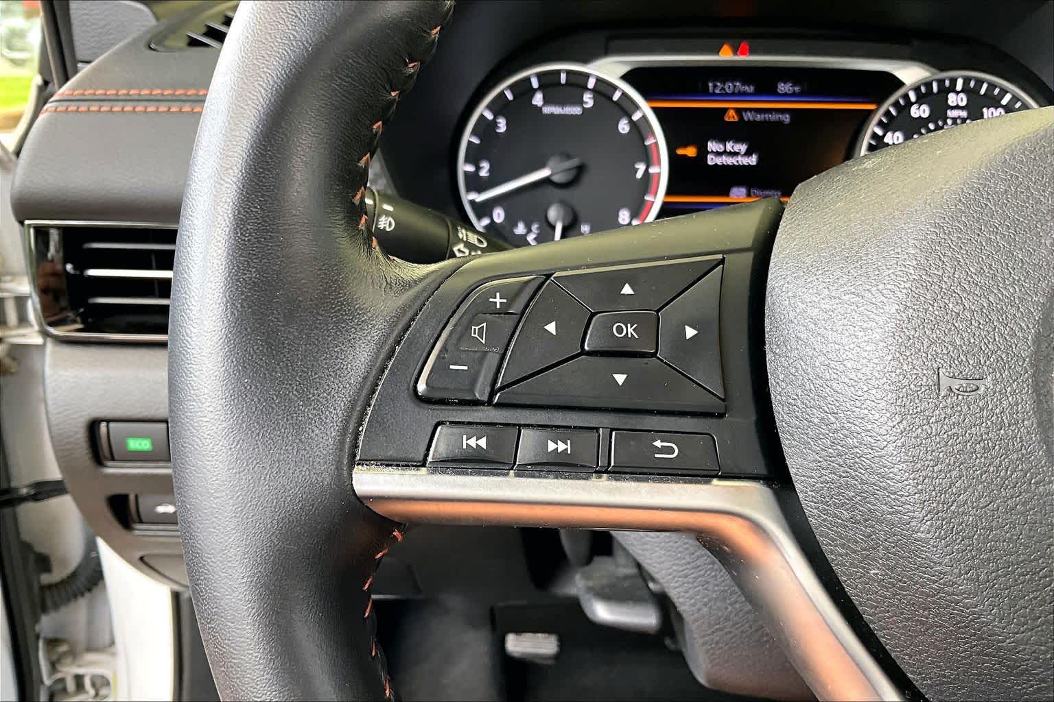 2021 Nissan Sentra SR Aspen White/Super Black at HGreg Houston