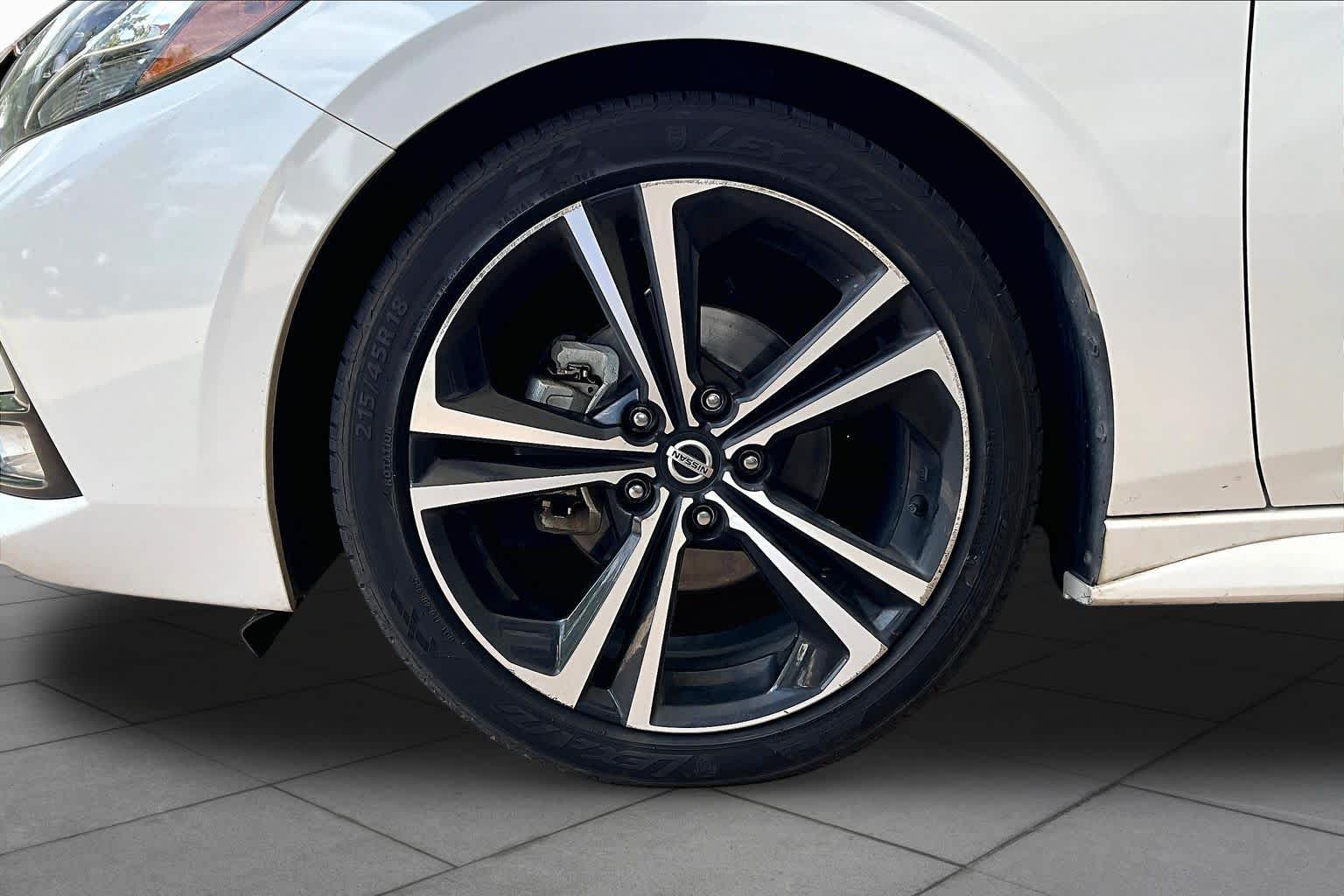 2021 Nissan Sentra SR Aspen White/Super Black at HGreg Houston