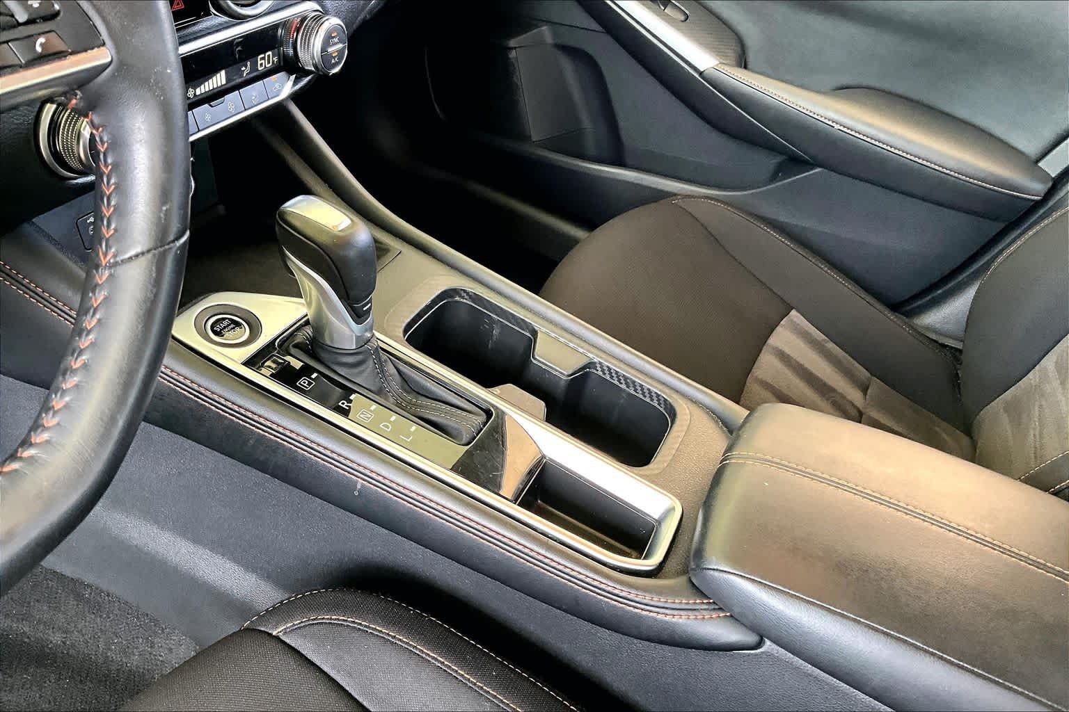 2021 Nissan Sentra SR Aspen White/Super Black at HGreg Houston