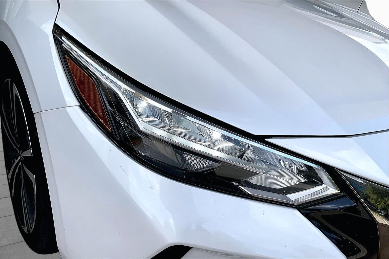 2021 Nissan Sentra SR Aspen White/Super Black at HGreg Houston