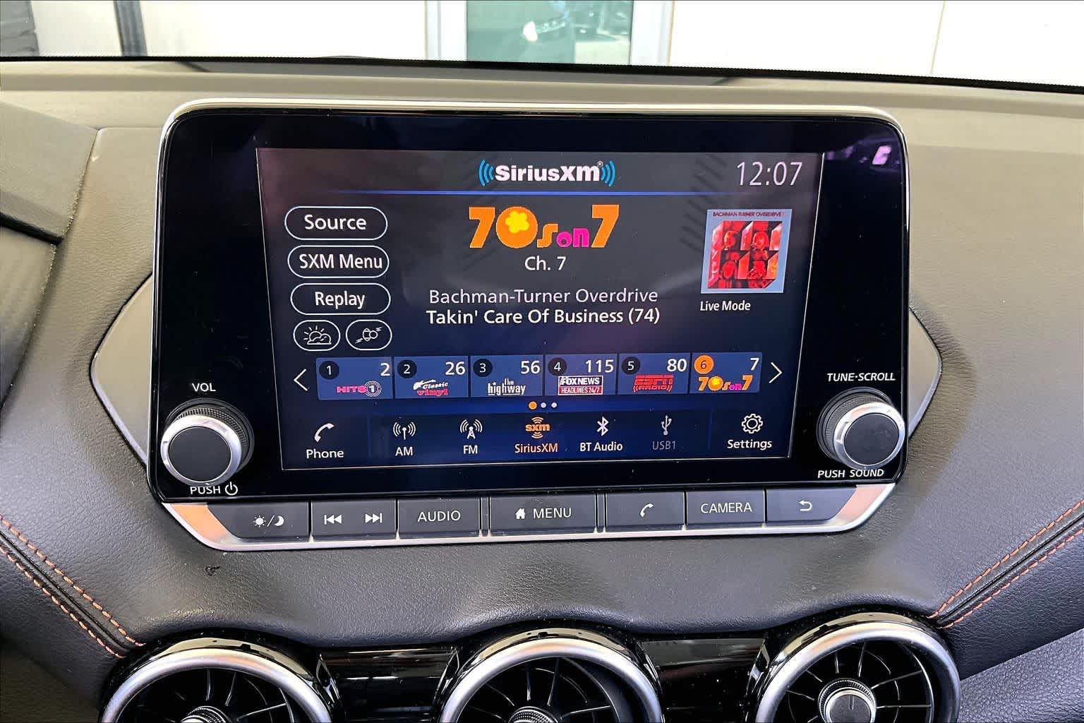 2021 Nissan Sentra SR Aspen White/Super Black at HGreg Houston