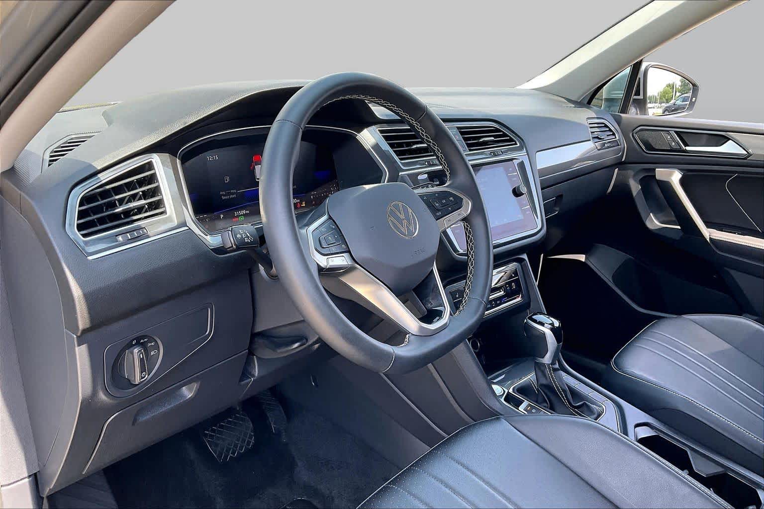 2024 Volkswagen Tiguan SE Pyrite Silver Metallic at Group 1 Toyota Southwest