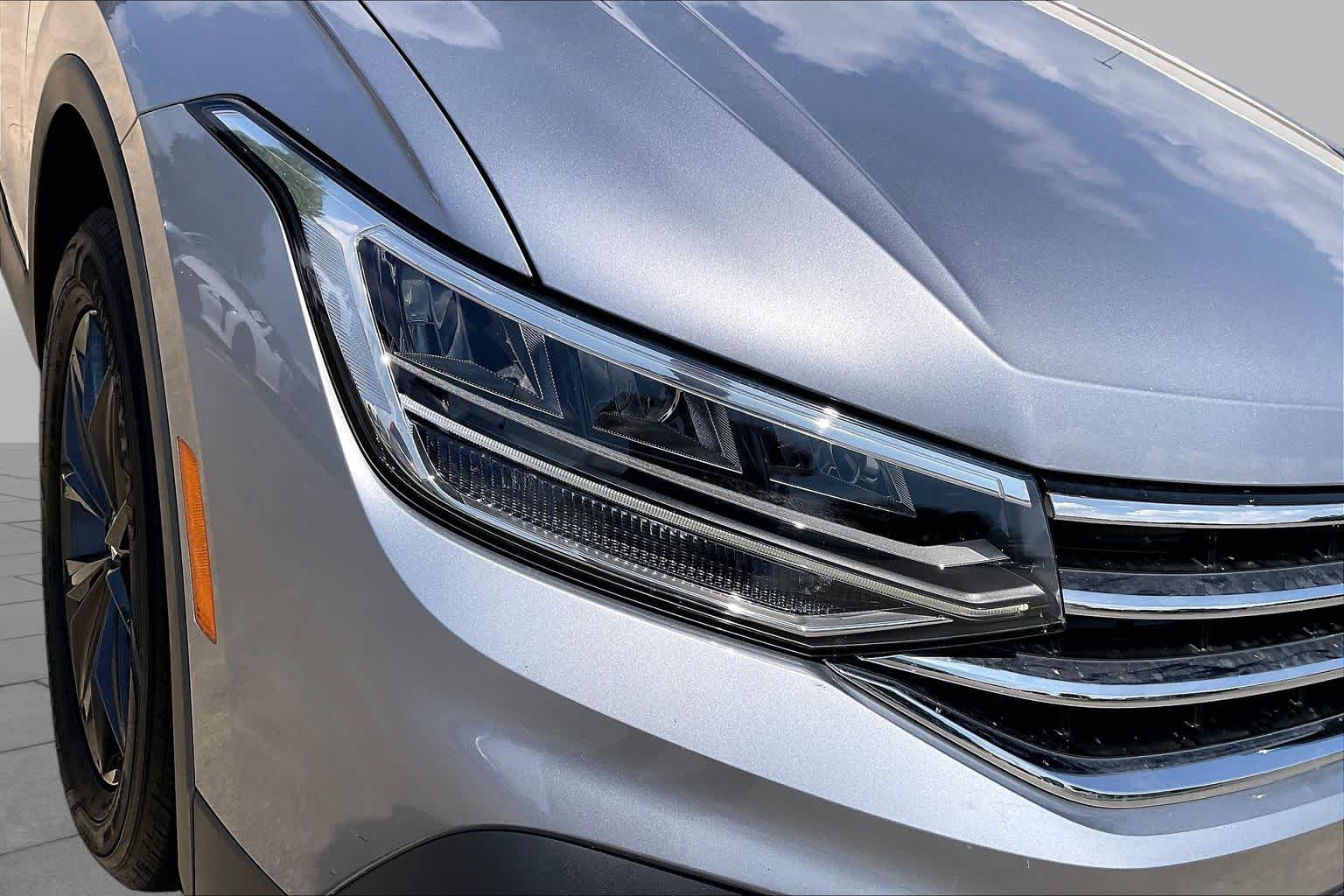 2024 Volkswagen Tiguan SE Pyrite Silver Metallic at Group 1 Toyota Southwest