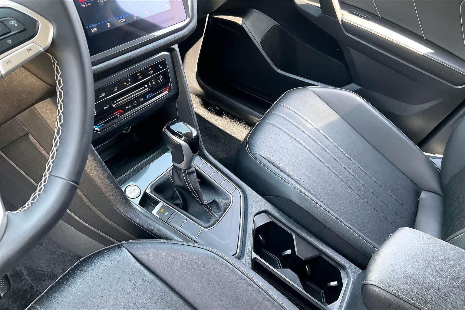 2024 Volkswagen Tiguan SE Pyrite Silver Metallic at Group 1 Toyota Southwest