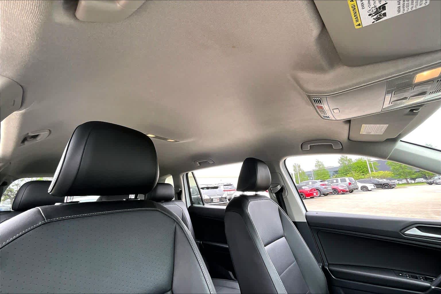 2020 Volkswagen Tiguan SE Pure White at AutoNation USA Katy