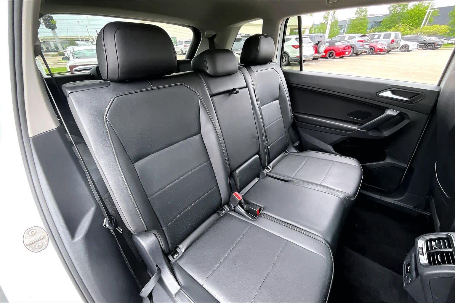 2020 Volkswagen Tiguan SE Pure White at AutoNation USA Katy