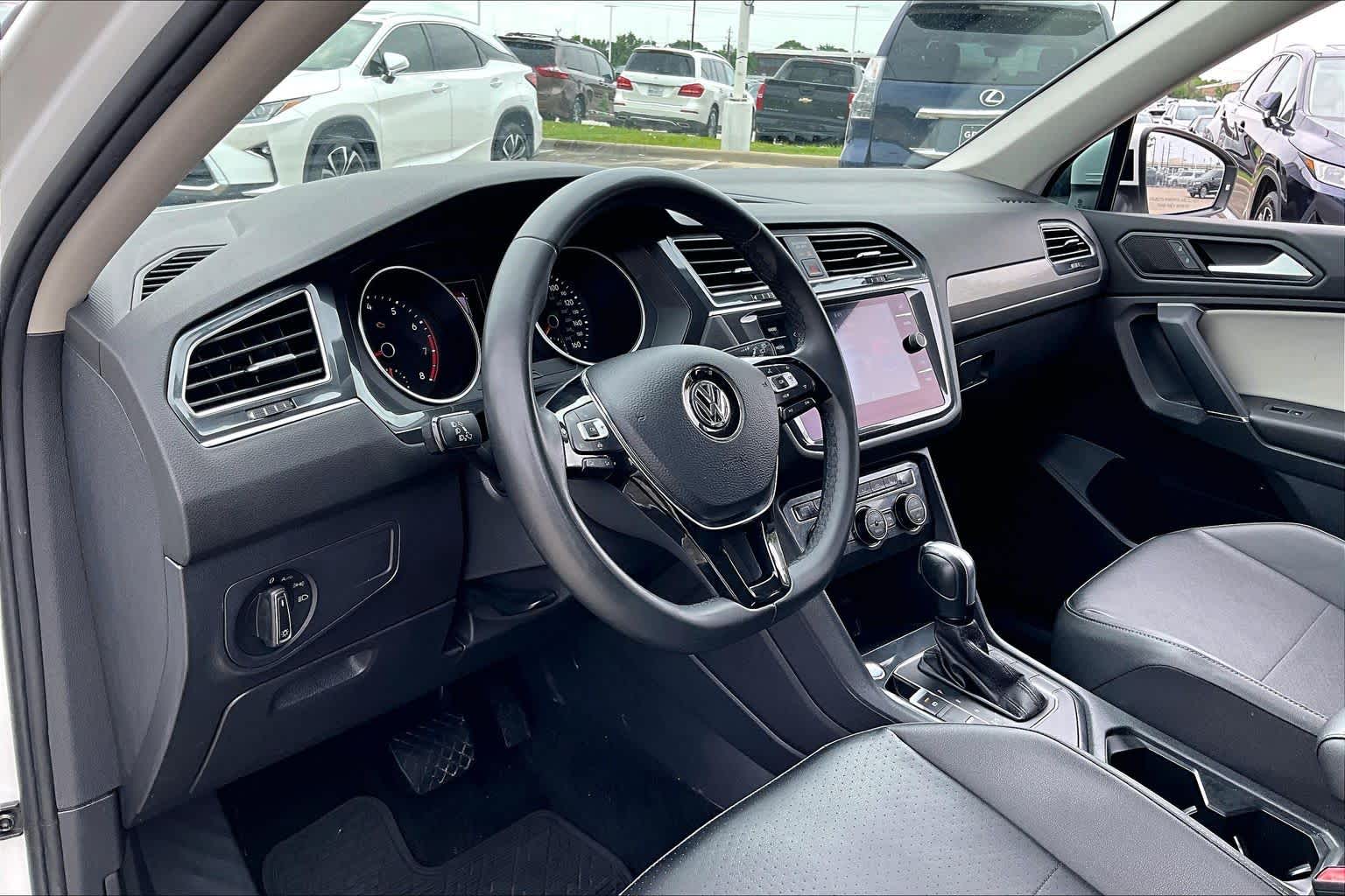 2020 Volkswagen Tiguan SE Pure White at AutoNation USA Katy