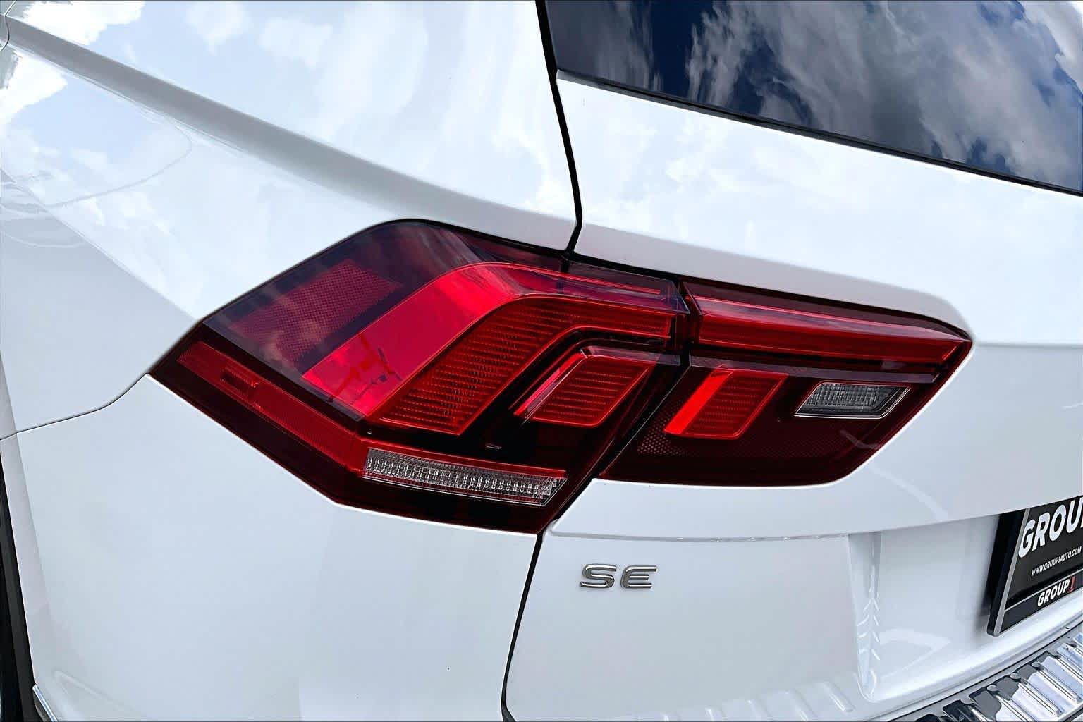 2024 Volkswagen Tiguan SE Pure White at Group 1 GMC Buick South