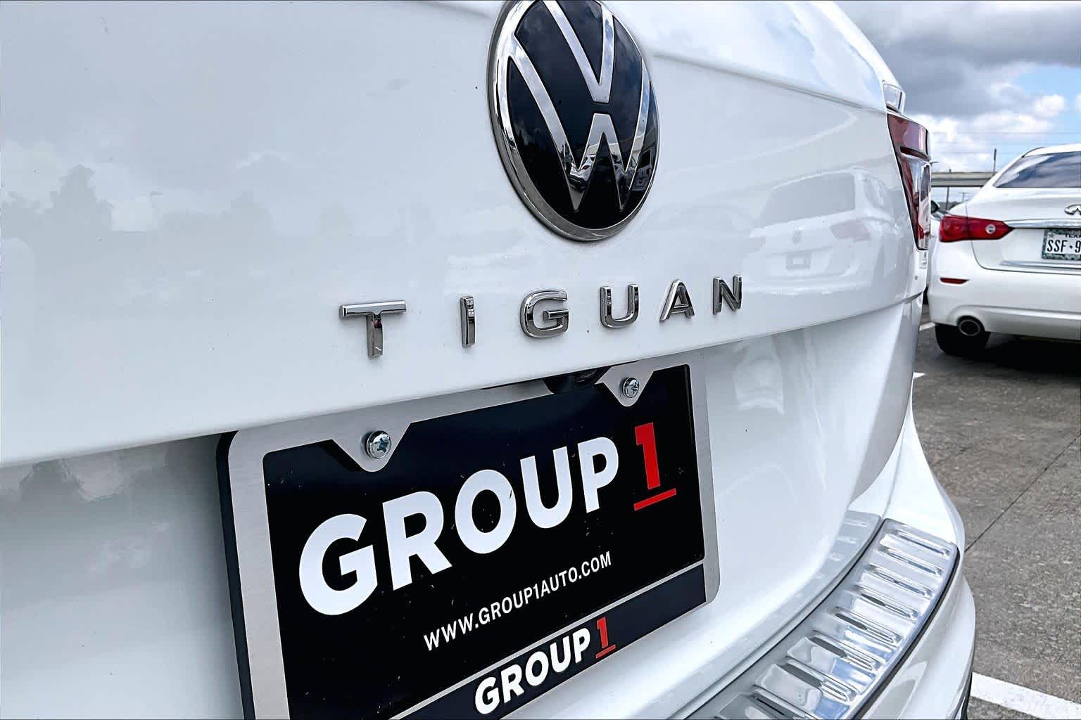 2024 Volkswagen Tiguan SE Pure White at Group 1 GMC Buick South