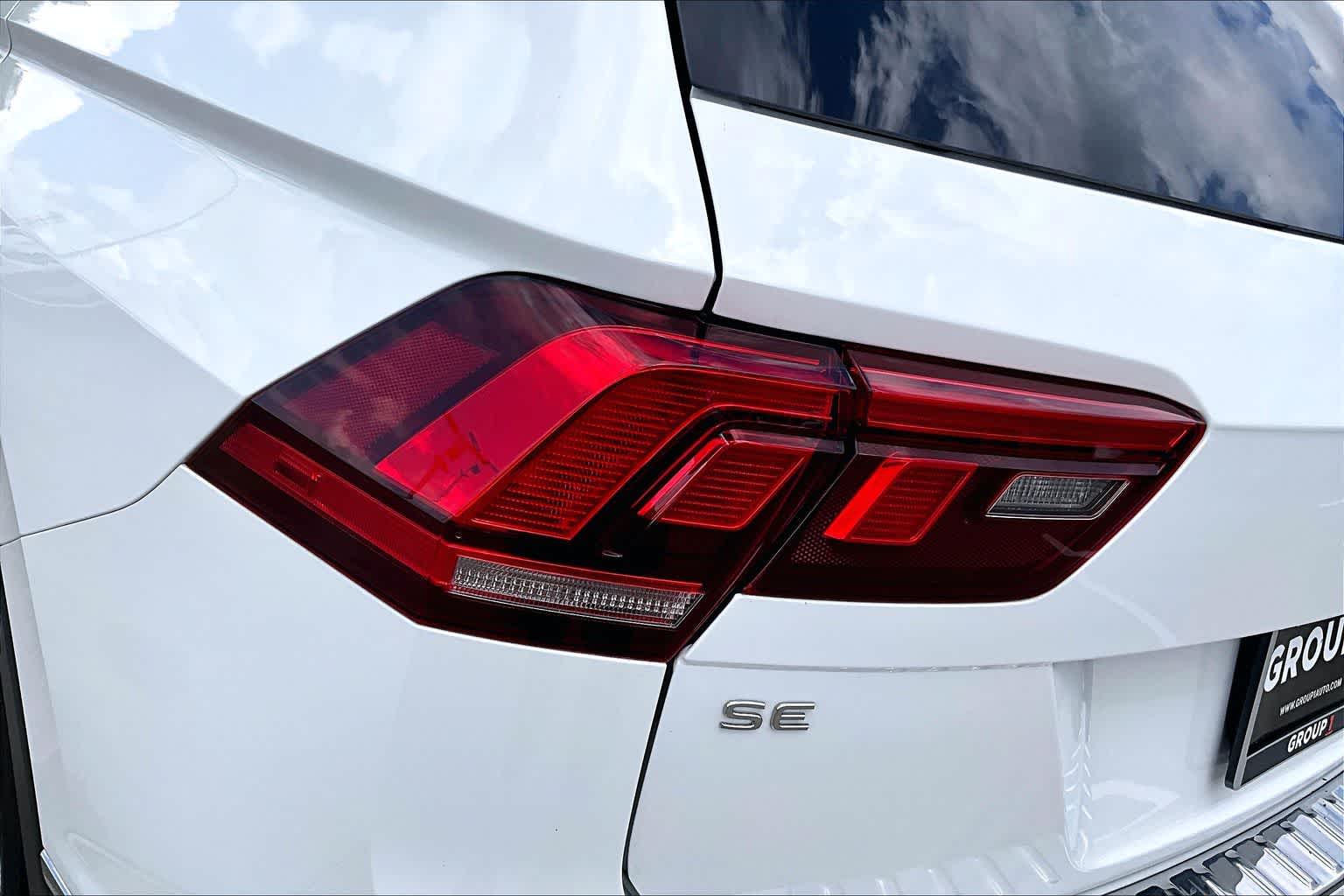 2024 Volkswagen Tiguan SE Pure White at Lexus Southwest Houston