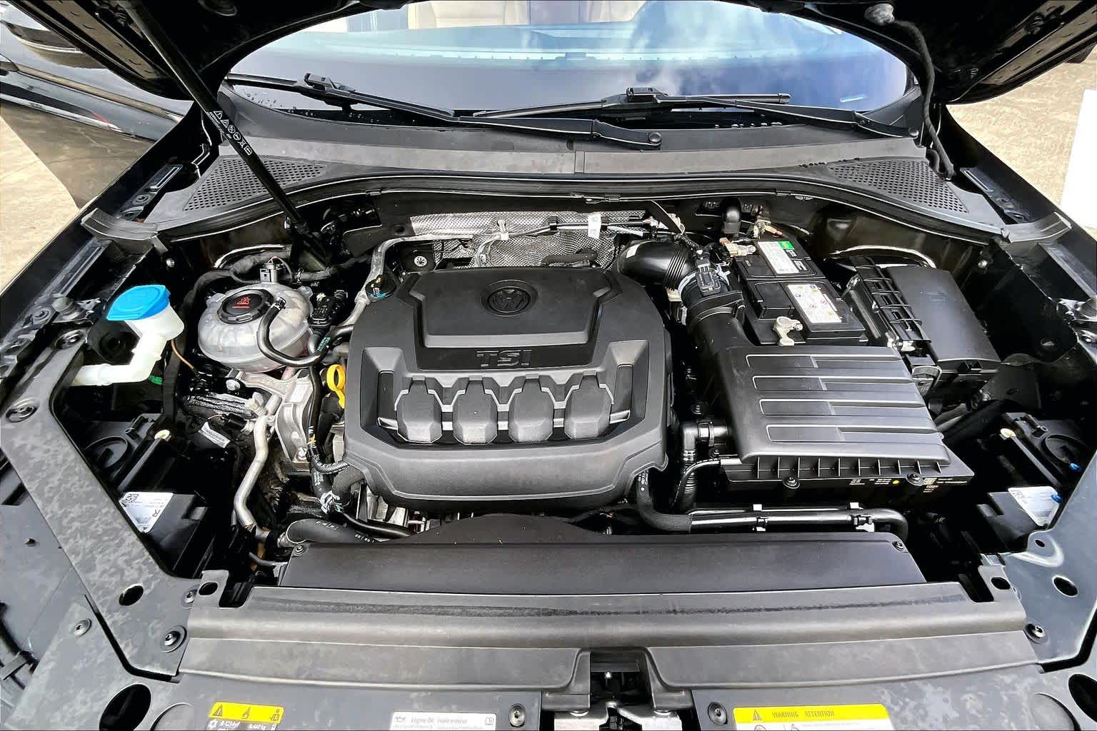 2023 Volkswagen Tiguan SE Deep Black Pearl at Group 1 GMC Buick South