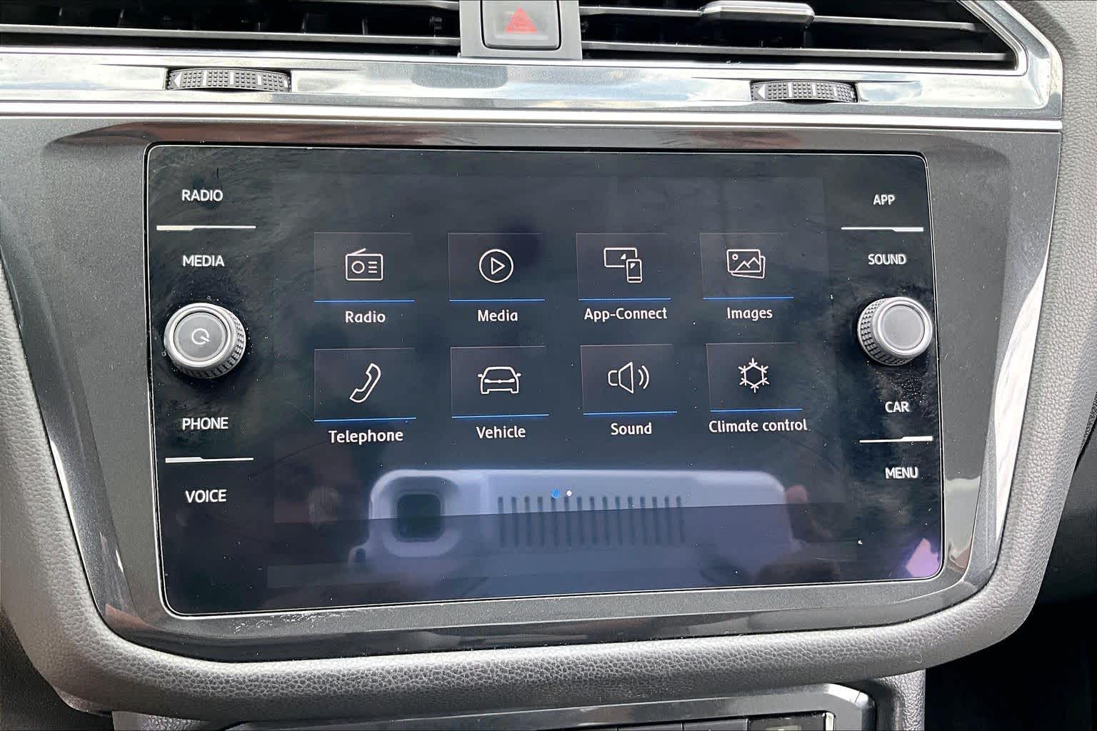 2019 Volkswagen Tiguan SE Platinum Gray Metallic at Group 1 GMC Buick South