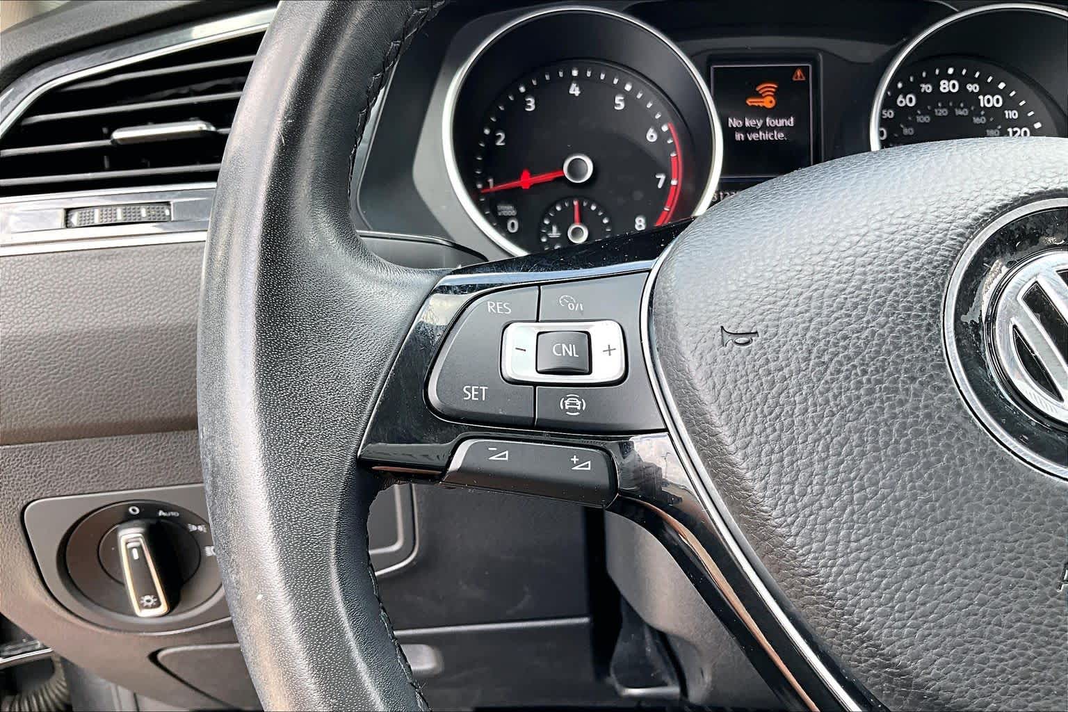 2019 Volkswagen Tiguan SE Platinum Gray Metallic at Group 1 GMC Buick South