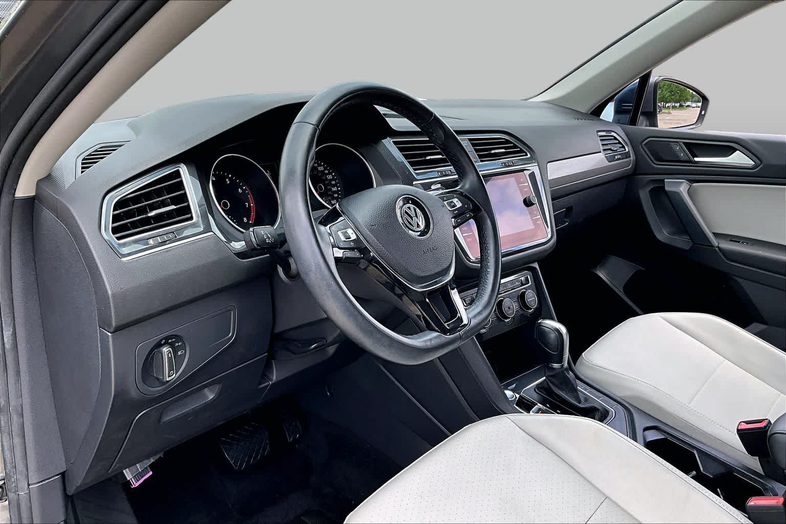 2019 Volkswagen Tiguan SE Platinum Gray Metallic at HGreg Houston