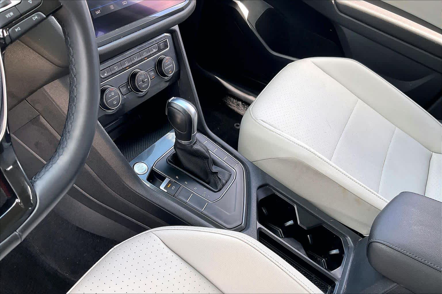 2019 Volkswagen Tiguan SE Cardinal Red Metallic at AutoNation USA Katy