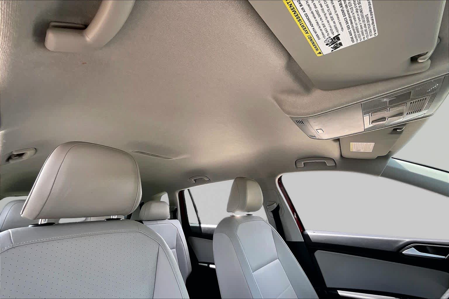2019 Volkswagen Tiguan SE Cardinal Red Metallic at AutoNation USA Katy
