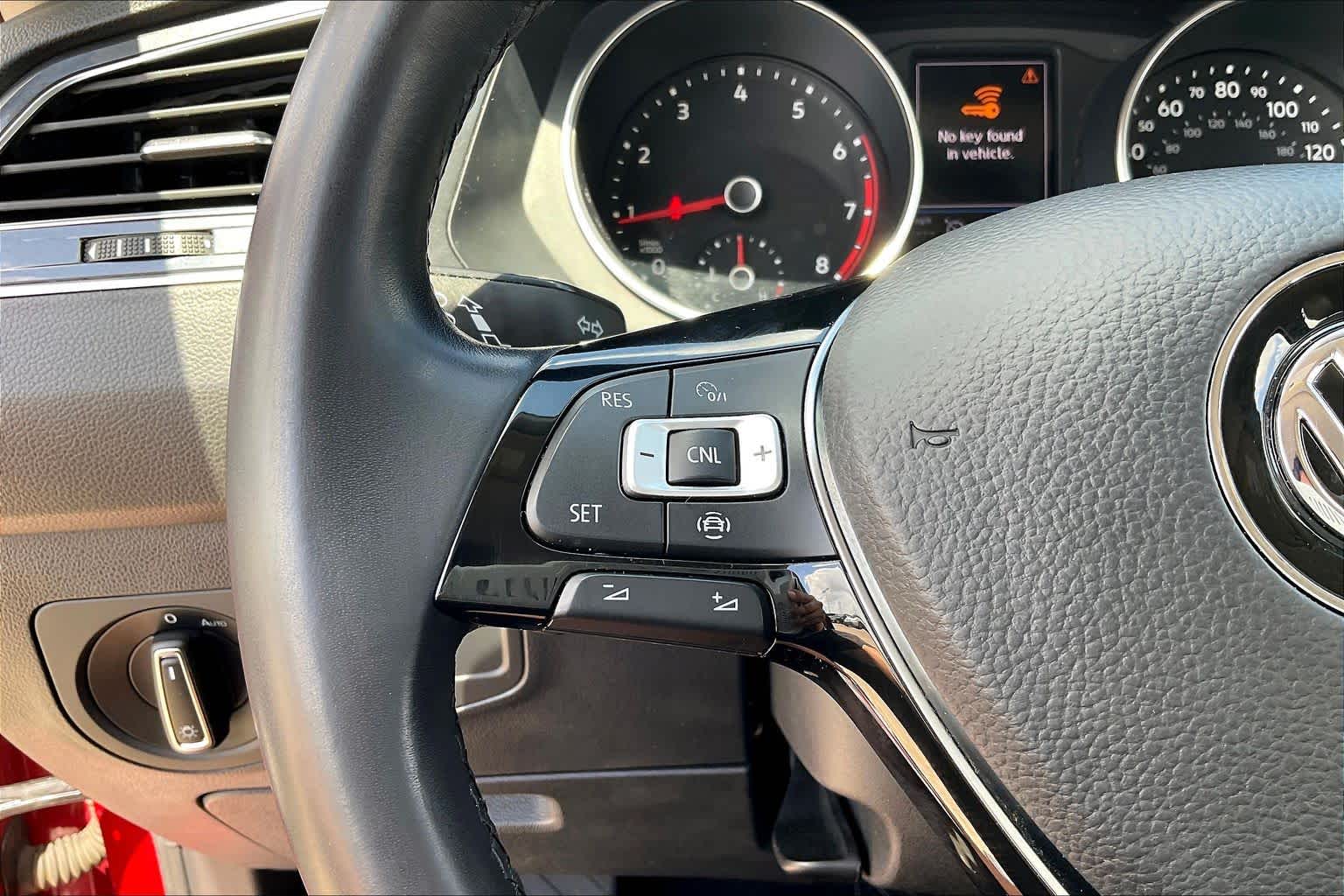 2019 Volkswagen Tiguan SE Cardinal Red Metallic at AutoNation USA Katy