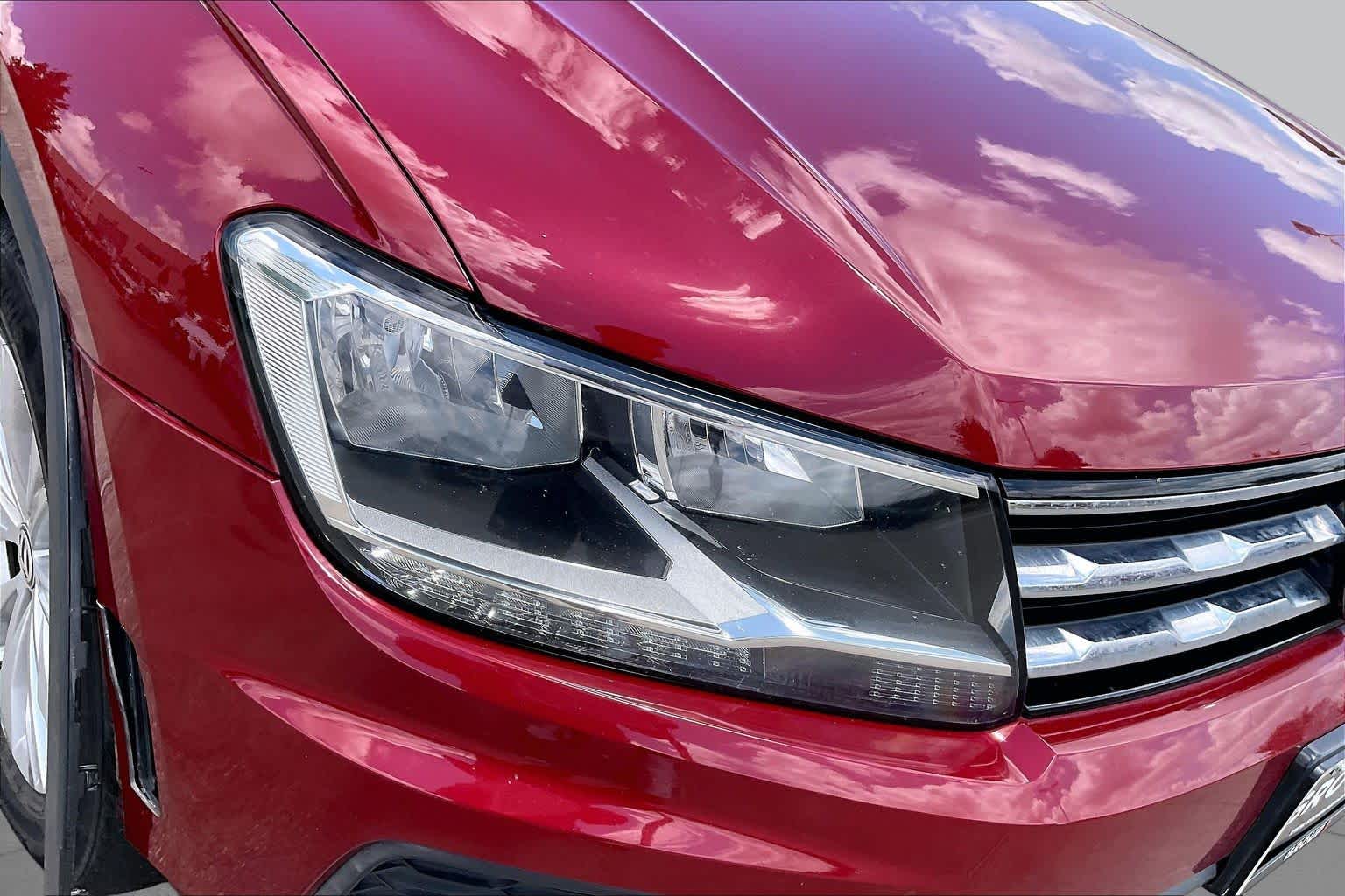 2019 Volkswagen Tiguan SE Cardinal Red Metallic at AutoNation USA Katy